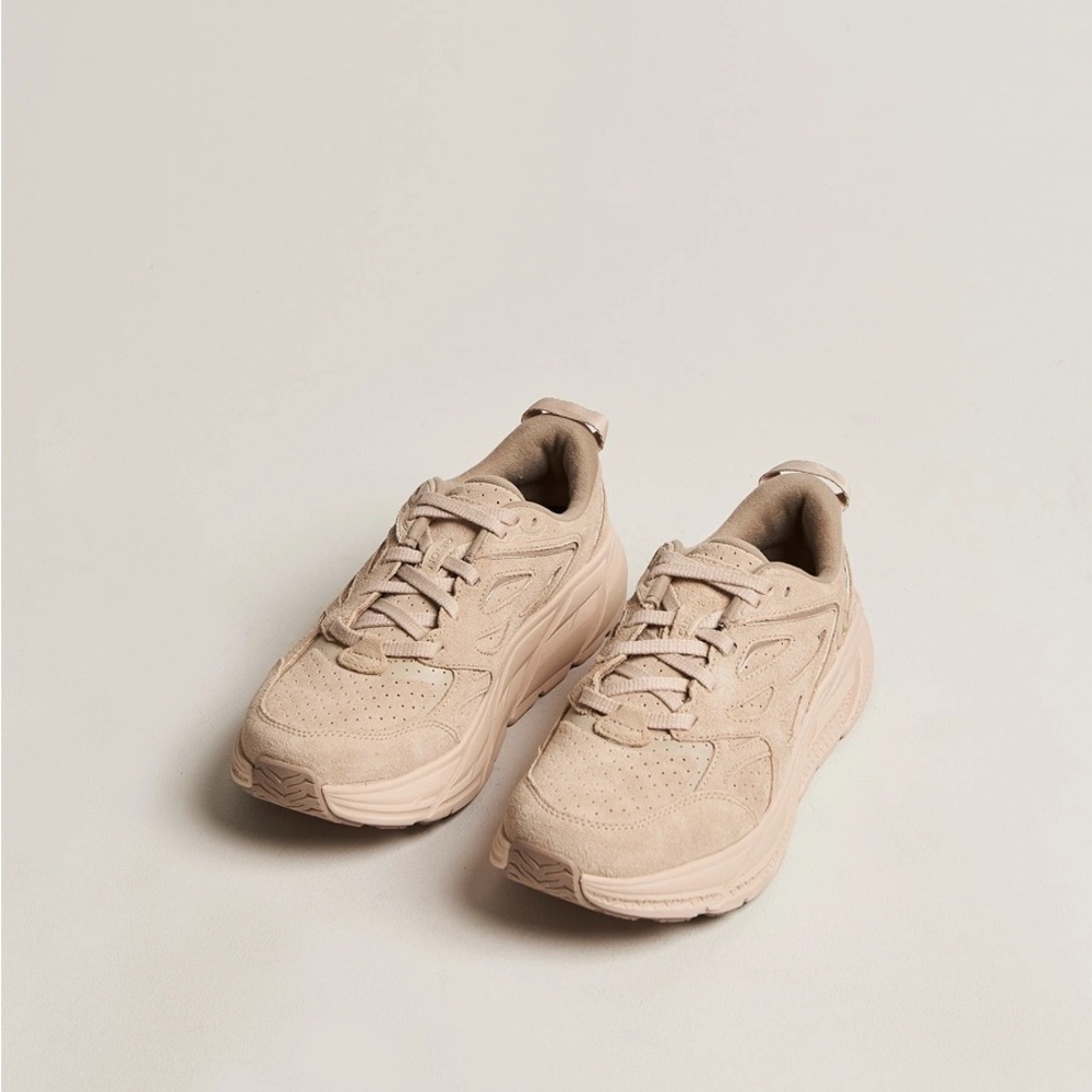 Hoka Tan Suede Clifton